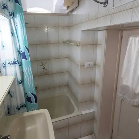 Casetta Del Pescatore Apartment *